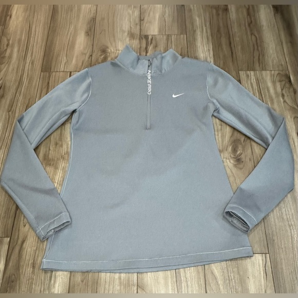 Nike Tops - NIKE PRO Dri-Fit Women’s Size Medium quarter zip pullover Gray active wear